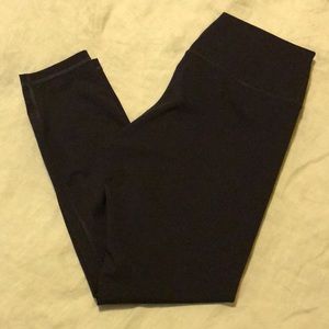 Everlane The Perform Ankle Legging in Black